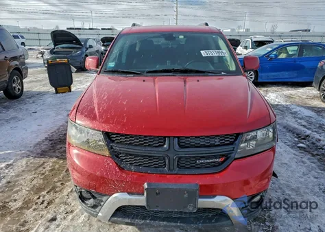 2018 Dodge Journey Crossroad z USA, uszkodzony, nr VIN 3C4PDDGG1JT449768